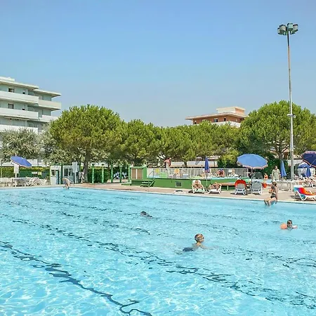 2 Bedroom Lovely In Appartamento *