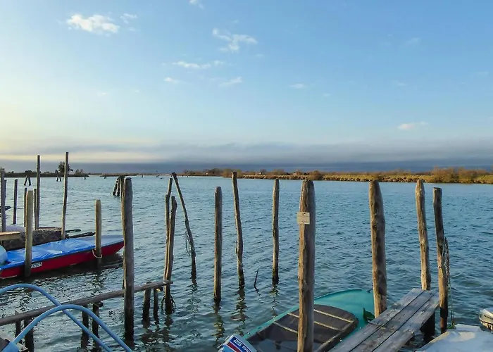 شقة 2 Bedroom Lovely In *