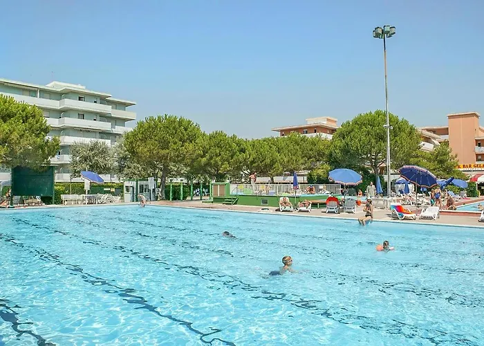 2 Bedroom Lovely In Апартаменты *